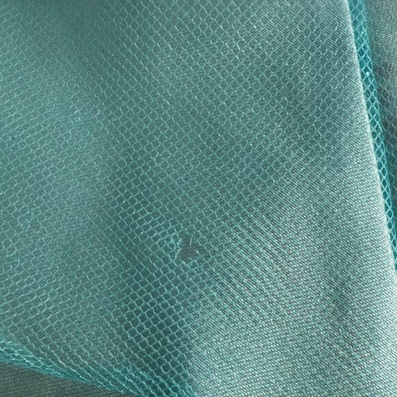 Barbie Fantasy Tales Swan Lake Odette AA Doll Dress 2004 Mattel #B5829 - Picture 7 of 8